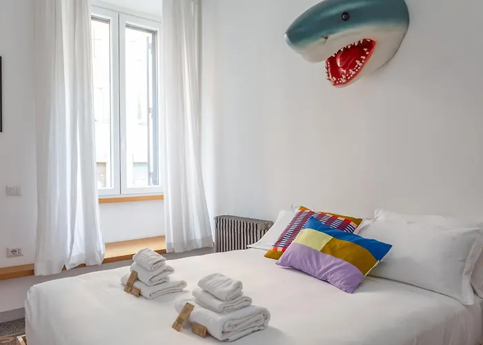 아파트 Flaminio Historic Charm And Modern Flair *